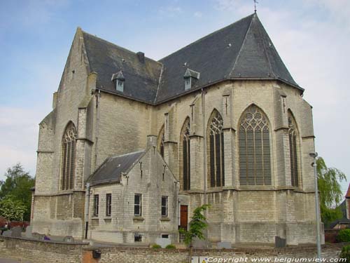 Onze-Lieve-Vrouw-ten-Hemelopnemingkerk (Vertrijk) BOUTERSEM / BELGI Overizcht koor en sacristie