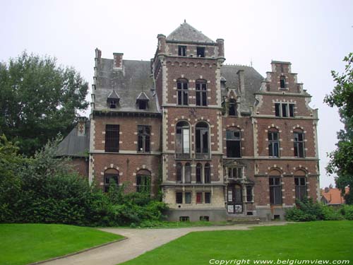 Exaerde castle (in Humelgem) STEENOKKERZEEL / BELGIUM 