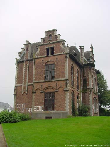 Exaerde castle (in Humelgem) STEENOKKERZEEL / BELGIUM 