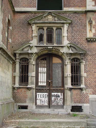 Exaerde castle (in Humelgem) STEENOKKERZEEL / BELGIUM 