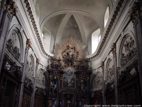 Basilique Notre-Dame de Tongre TONGRE-NOTRE-DAME / CHIEVRES foto  