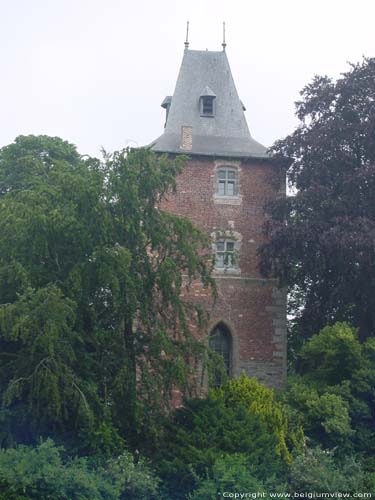 Tour de la Chapelle Castrale EDINGEN / BELGI 