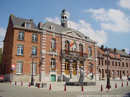 Town hall LE ROEULX / BELGIUM 