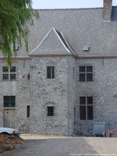 Ferme de la Cour ( Ragnies) RAGNIES  THUIN / BELGIQUE 