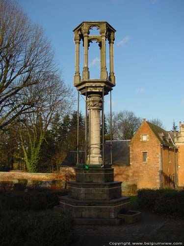 Pillory BRAINE-LE-CHATEAU picture 