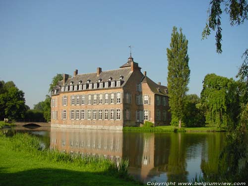 Castle Bayard EGHEZEE picture