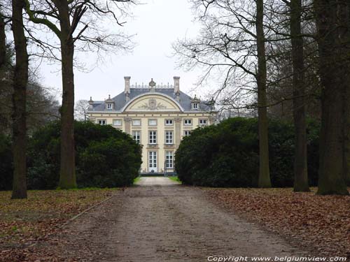 De Jonghe d'Ardoye castle ARDOOIE / BELGIUM 