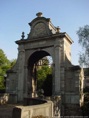 Maison Communale / Muse de la Mine FONTAINE-L'EVEQUE / BELGIQUE 