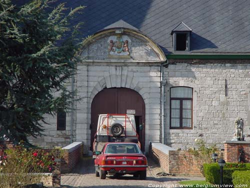 Ferme de Marche FORCHIES-LA-MARCHE  FONTAINE-L'EVEQUE / BELGIQUE 