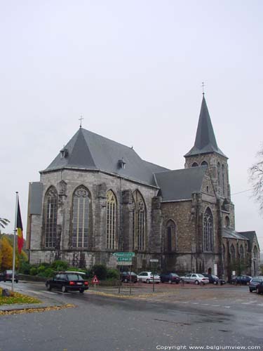 Dekenale Sint-Martinuskerk VISE in WEZET / BELGI 