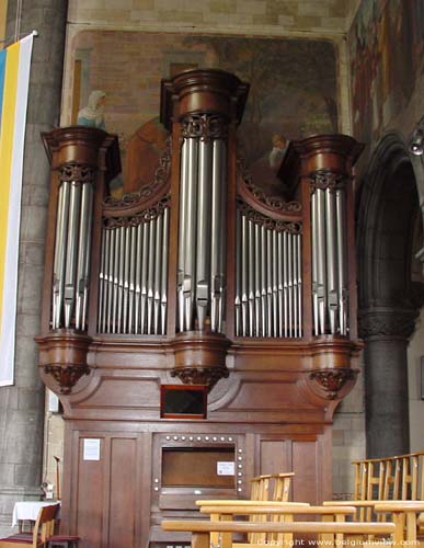 Dekenale Sint-Martinuskerk VISE in WEZET / BELGI 