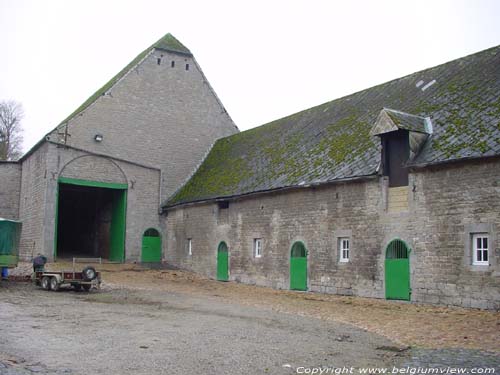 Farm-Castle of Berzee Berzée / WALCOURT picture 