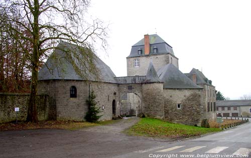 Kasteel van Roly ROLY in PHILIPPEVILLE / BELGI 