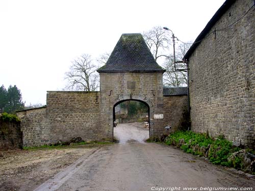 Chteau de Merlemont MERLEMONT  PHILIPPEVILLE / BELGIQUE 