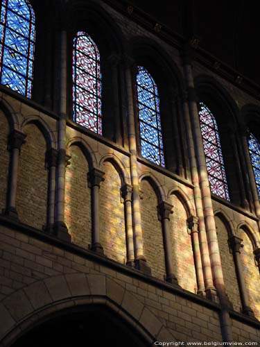 Sint-Remigiuskerk SINT-JANS-MOLENBEEK foto 