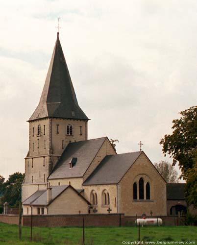 Sint-Amanduskerk van Wezeren WALSHOUTEM in LANDEN / BELGI 