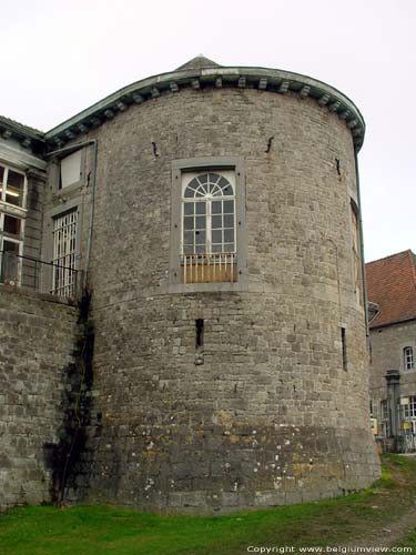 Chteau des Ducs de Beaufort NAMUR  FLORENNES / BELGIQUE 