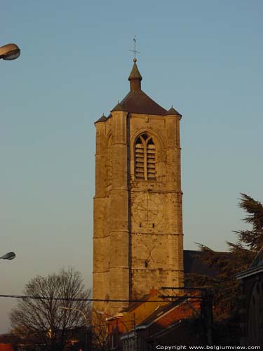 Kerk BRAINE-LE-COMTE in 'S GRAVENBRAKEL / BELGI 