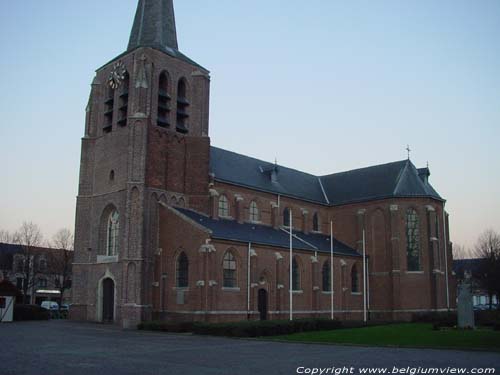 Sint-Michielskerk (te Oevel) WESTERLO / BELGI 