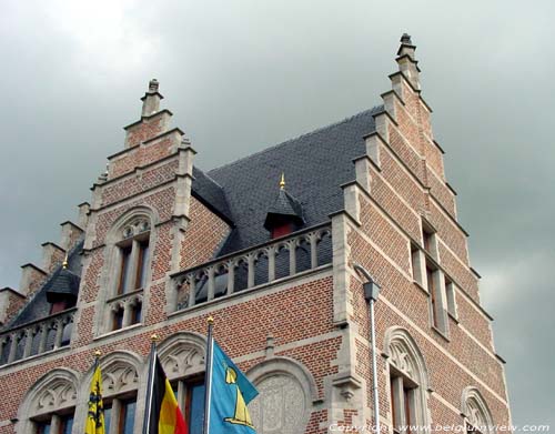 Gemeentehuis van Kessel NIJLEN / BELGI 