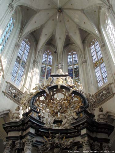 Sint-Jacobskerk ANTWERPEN 1 (centrum) in ANTWERPEN / BELGI Het koor werd afgesloten met een apsis met een bijzonder mooi gewelf.