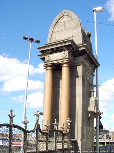 Tettenbrug of De Smet-de Naeyerbrug OOSTENDE foto 