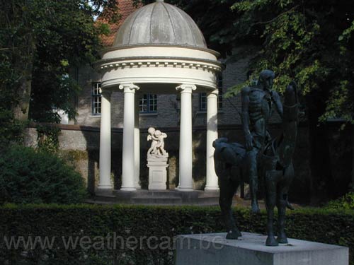 Prieel bij Hof van Gruuthuse BRUGGE foto 