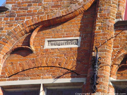 Feaucon - Saint Nicolas - Petit Vignoble BRUGES / BELGIQUE 