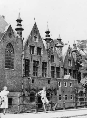 Vroegere landhuis van het Brugse Vrije BRUGGE foto 