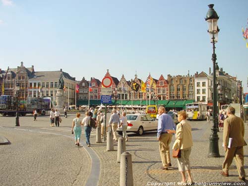 Town Square BRUGES / BELGIUM 