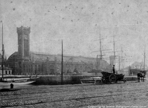 Oud stationsgebouw OOSTENDE foto 