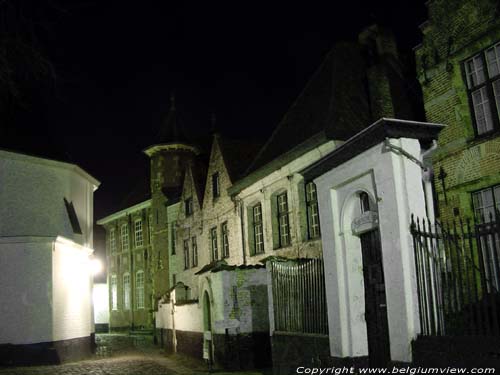 Beguinage KORTRIJK  COURTRAI / BELGIQUE 