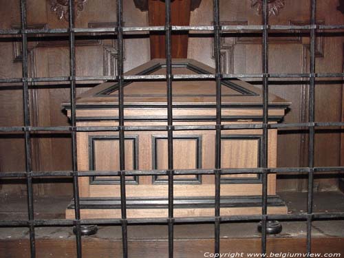 Saint-Nicolas church VEURNE picture