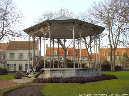 Kiosk VEURNE / BELGI 