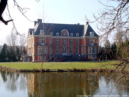 Kasteel de Maurissens - Park UZ Pellenberg PELLENBERG / LUBBEEK foto Kasteel de Maurissens