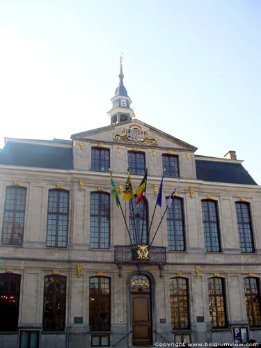 Stadhuis ROESELARE foto 