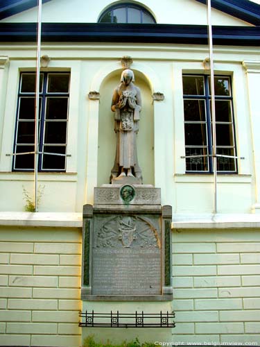 Memory for the local heroes of the 1th worldwar GHENT / BELGIUM 