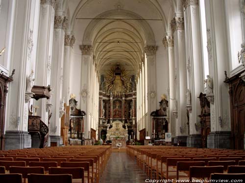 glise des Frres Mineurs  SINT-TRUIDEN  SAINT-TROND / BELGIQUE 