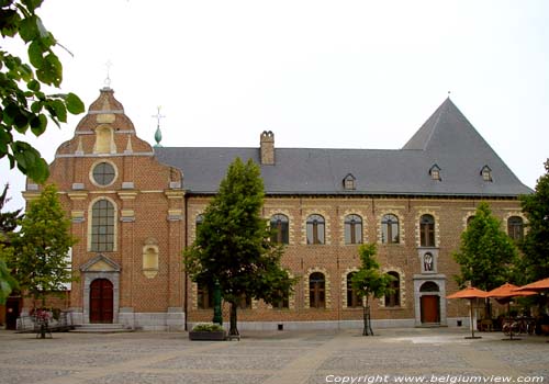 Voormalig Augustijnerklooster - Sint-Michielscollege BREE / BELGI 