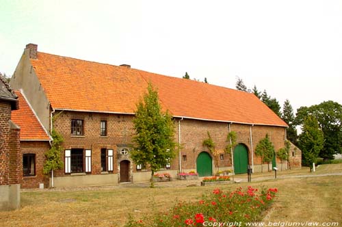 Hoeve Claes HOUTHALEN-HELCHTEREN / BELGI Overzicht