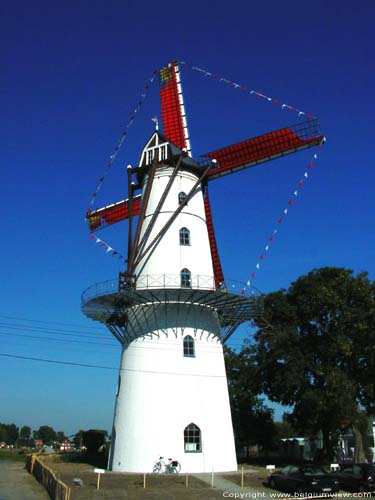 Moulin de Couchez KORTEMARK / BELGIQUE 