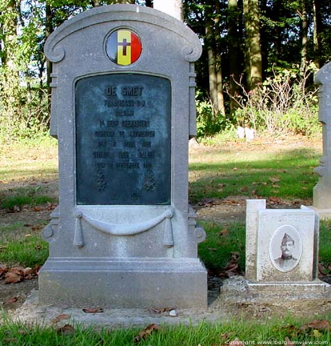 Belgian military graveyard HOUTHULST / BELGIUM 