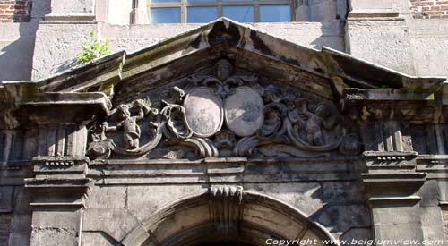 Kerk van het voormalige Onze-Lieve-Vrouwziekenhuis GERAARDSBERGEN / BELGI 