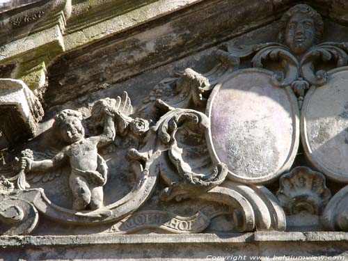 Kerk van het voormalige Onze-Lieve-Vrouwziekenhuis GERAARDSBERGEN / BELGI 