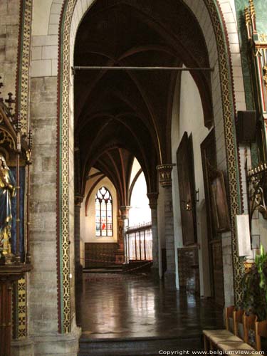 Sint-Bartholomeuskerk GERAARDSBERGEN foto 