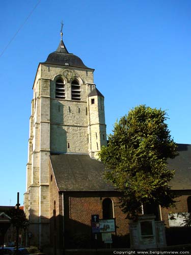 Kerk van Sint-Pietersbanden (Nederbrakel) BRAKEL / BELGI 