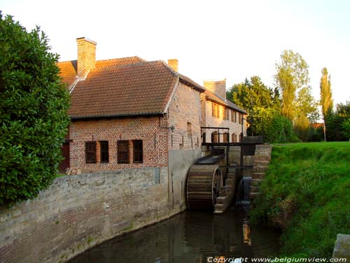 Borgtmolen - Ladeuzemolen MAARKEDAL / BELGI 