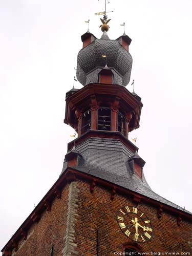 Beffroi et hall TIELT / BELGIQUE 