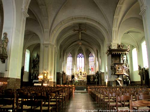 glise Notre Damme ZOTTEGEM / BELGIQUE 