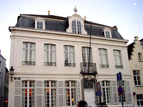 Rococo facade BRUGES picture 